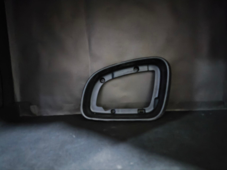 حلقه فرم دور آینه بسترن بی 30