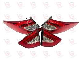 چراغ عقب توسان 2013 (استوک تمیز)