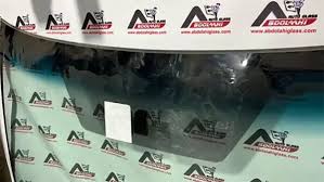 شیشه جلو نیسان مورانو 2008