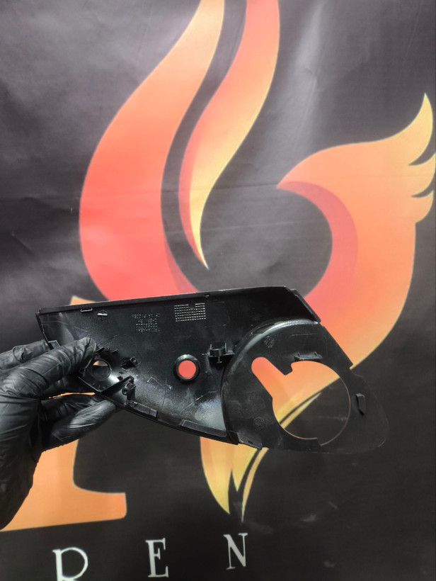 قاب زیر آینه فونیکس