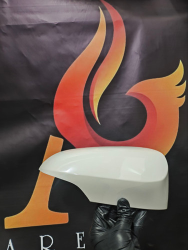 فلاپ (قاب) روی آینه کرولا