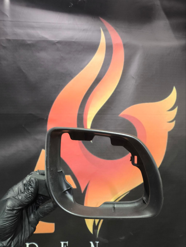 حلقه زه دور آینه پیکانتو