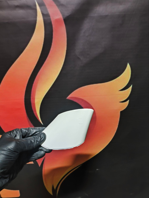 قاب زیر آینه ام وی ام 110