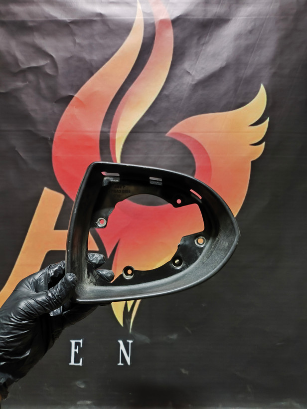 حلقه فرم دور آینه اسپرتیج 2014