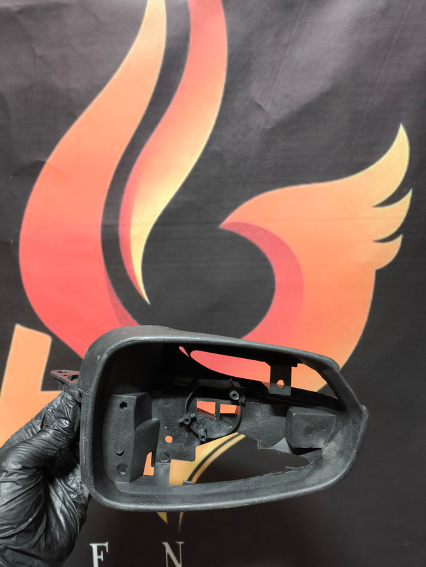 قاب آینه برلیانس 330