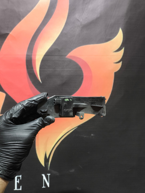 راهنما آینه تویوتا رافور