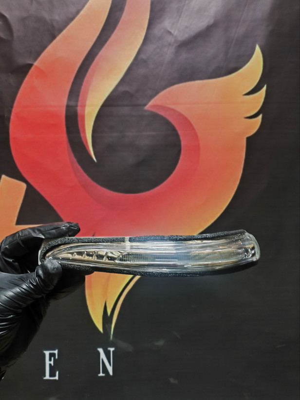 راهنما آینه سانتافه کج