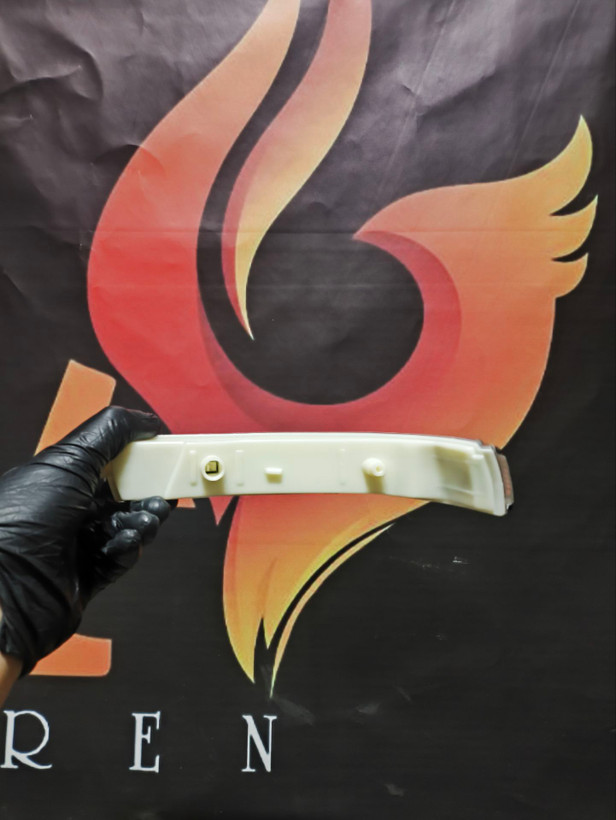 راهنما آینه اسپورتیج 2016