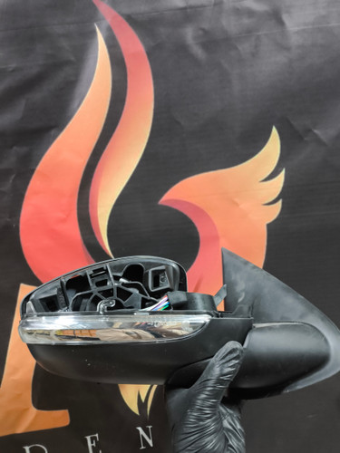 آینه بغل تارا تاشو برقی (دانا شفق)