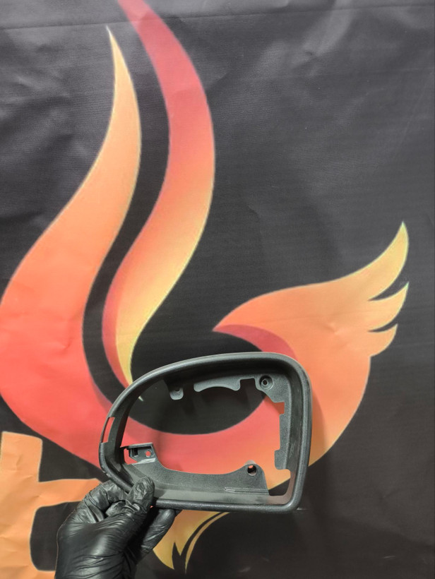 زه/حلقه دور آینه اطلس-سهند