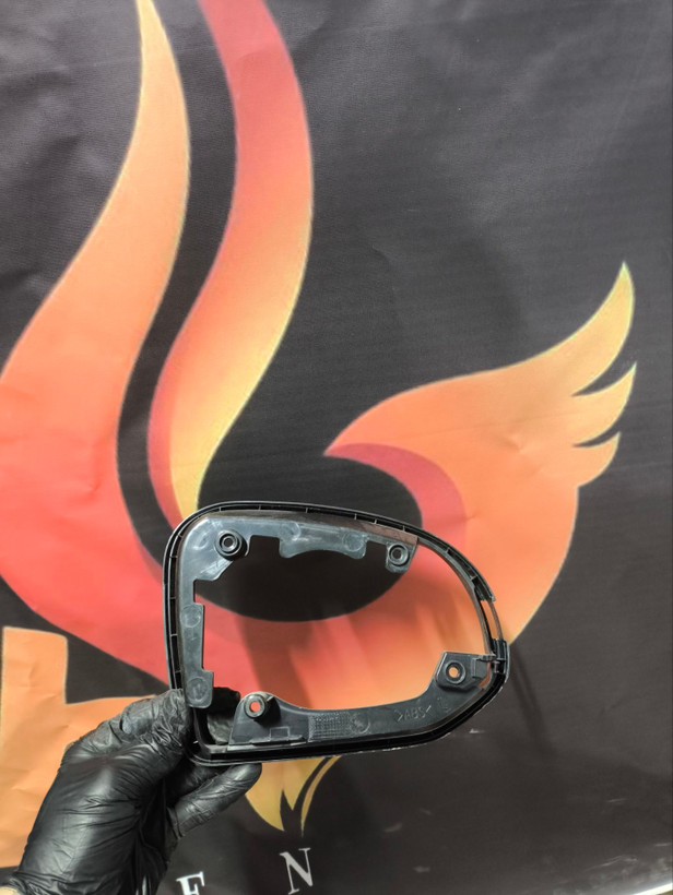 زه/حلقه دور آینه اطلس-سهند