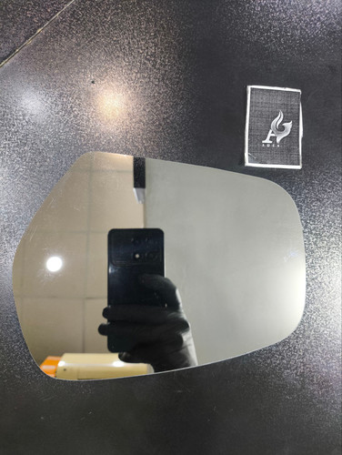 شیشه آینه تیوولی