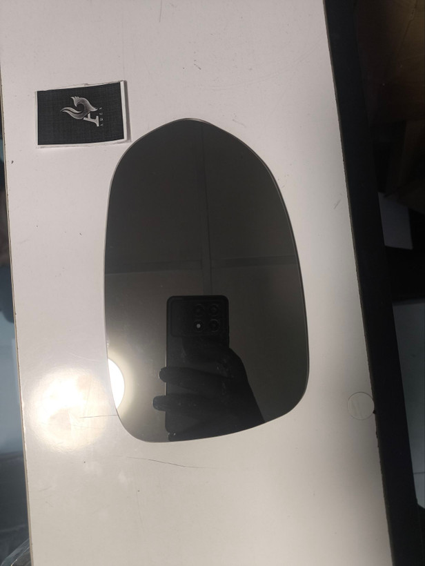 شیشه آینه آوانته