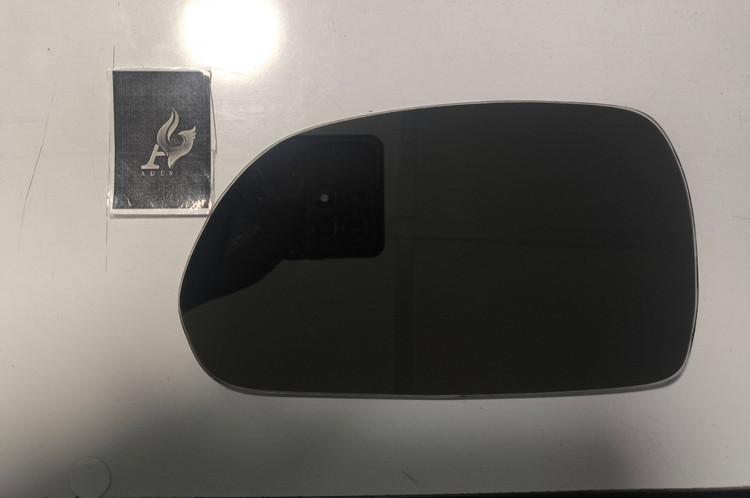 شیشه آینه آوانته