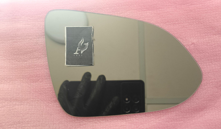 شیشه آینه چانگان شاسی