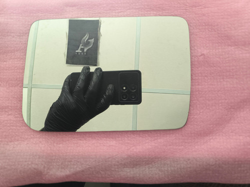 شیشه آینه رونیز